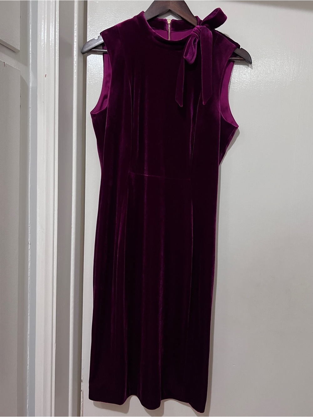 Calvin Klein Sleeveless Velvet Midi Dress in Deep Plum with Shoulder Bow